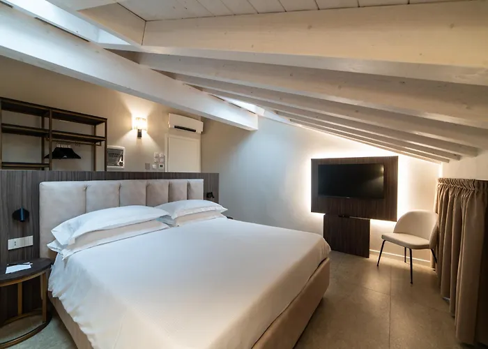 Relax Luxury Rent 4* مودينا